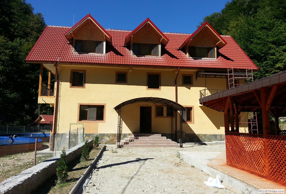 Pensiunea Casa Pastrvarului, Comuna Pestisani, Judetul Gorj 